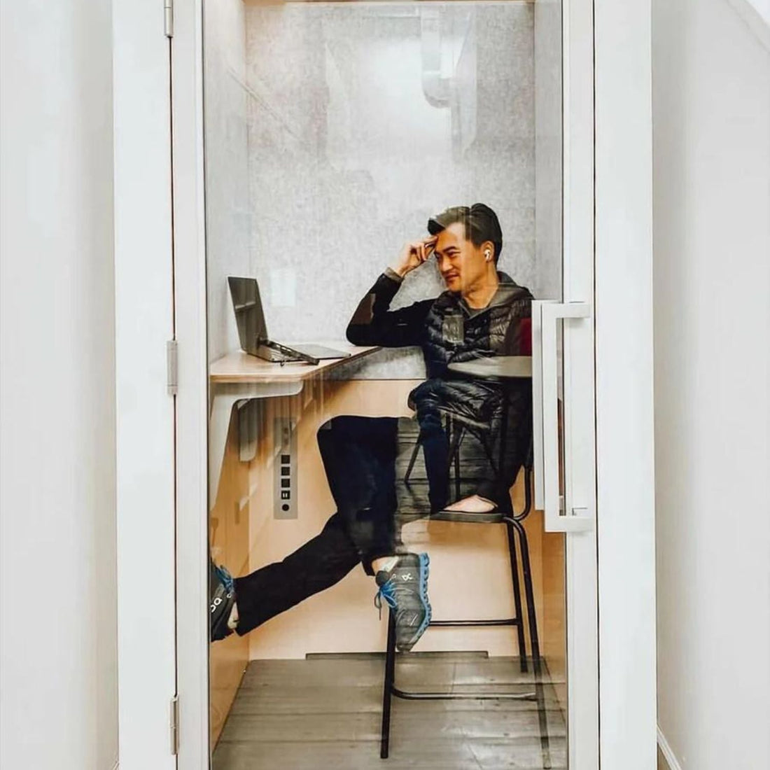 How to Have a Productive Zoom or Virtual Meeting in an Office Phone Booth